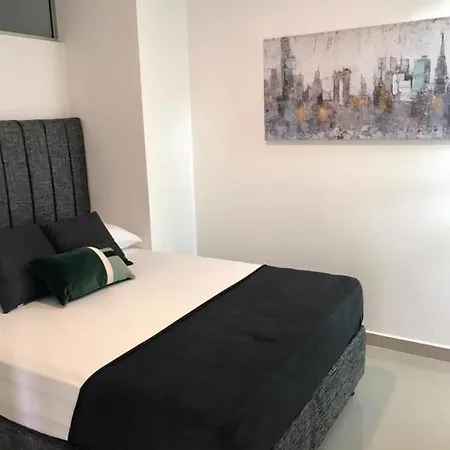 Apartamento Exclusivo Apartamento En Marbella, A Un Paso Del Centro Historico De