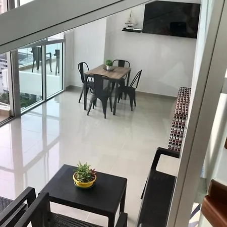 Exclusivo Apartamento En Marbella, A Un Paso Del Centro Historico De Apartment Cartagena